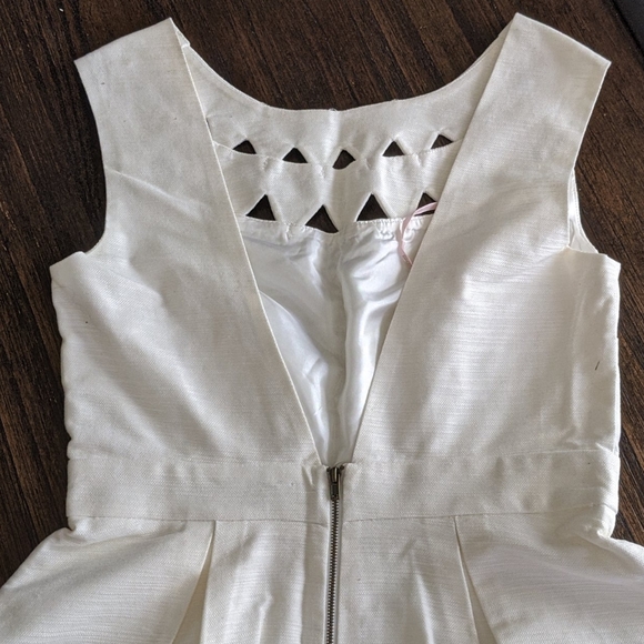 [Forever 21] 🤍Cocktail Dress - Picture 9 of 10